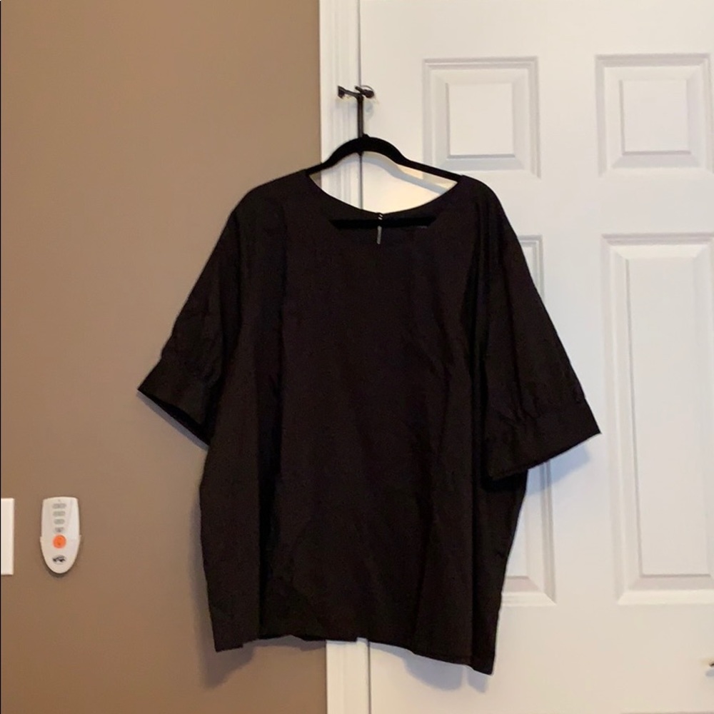 Ballooned sleeve blouse